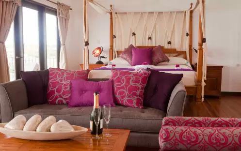 True Blue Bay Boutique Resort-Honeymoon Suite 2_7333